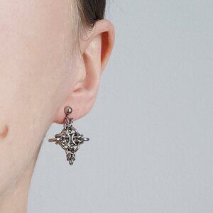 Silver star earrings